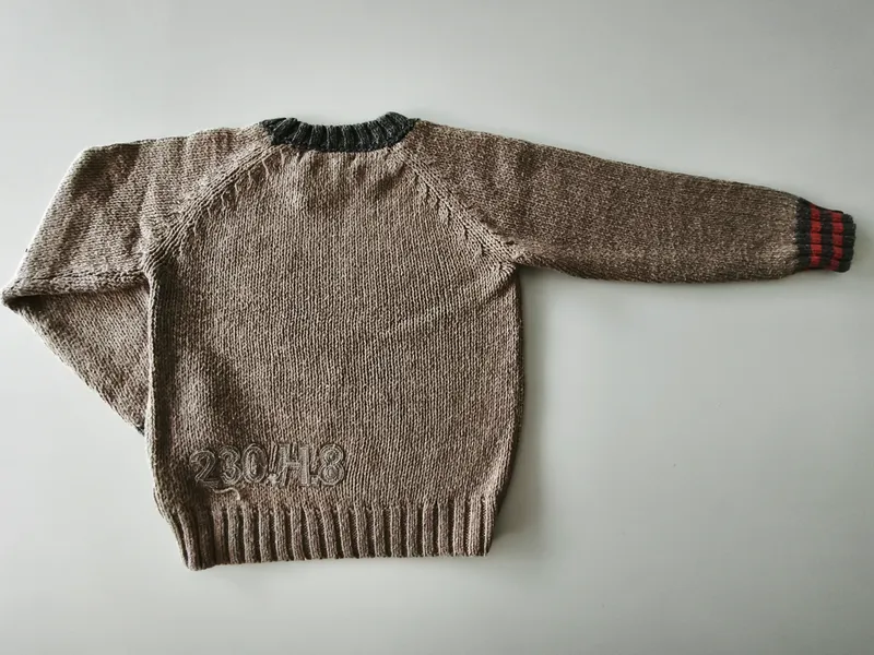 Sweater. guapa!. Talle 2.