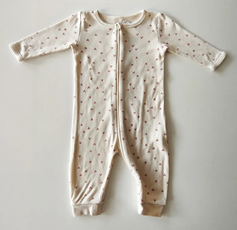 Pijama enterito. name it. Talle 4 - 6 meses. 