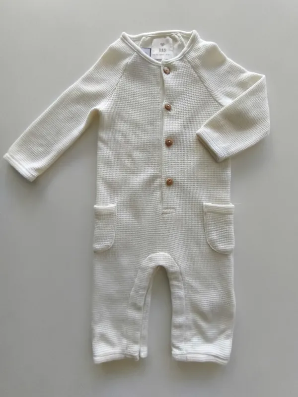 Pijama enterito. BAS. Talle 3 - 6 meses. 