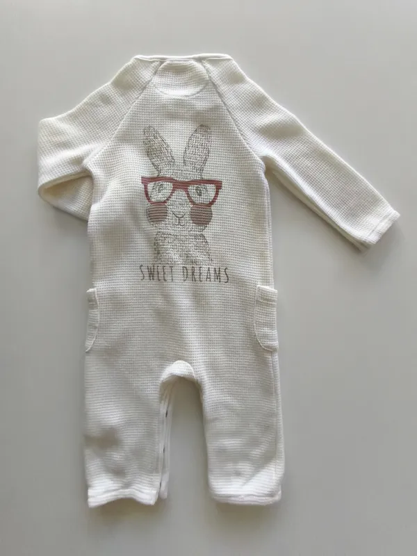 Pijama enterito. BAS. Talle 3 - 6 meses. 