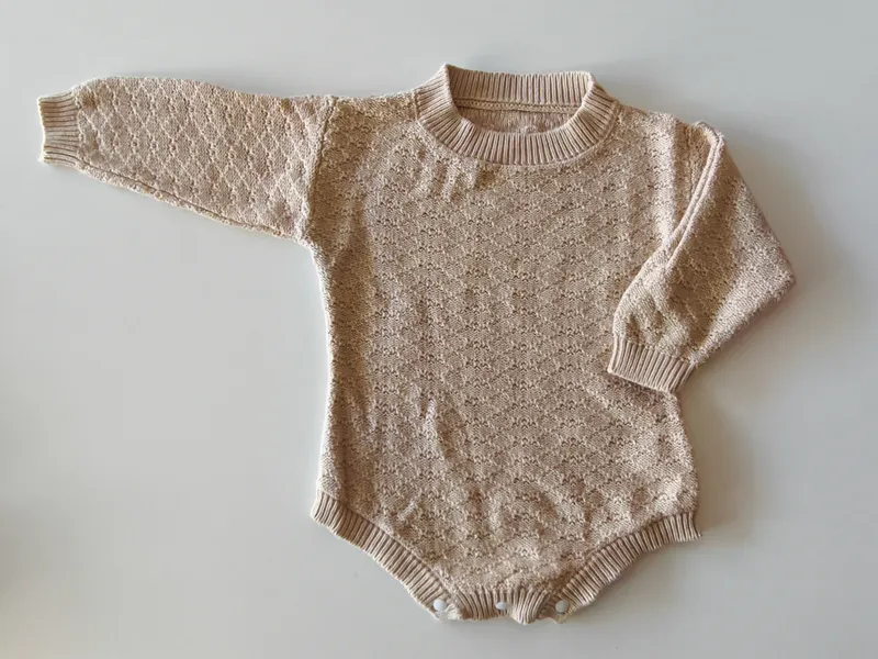 Body. Talle 9 - 12 meses.