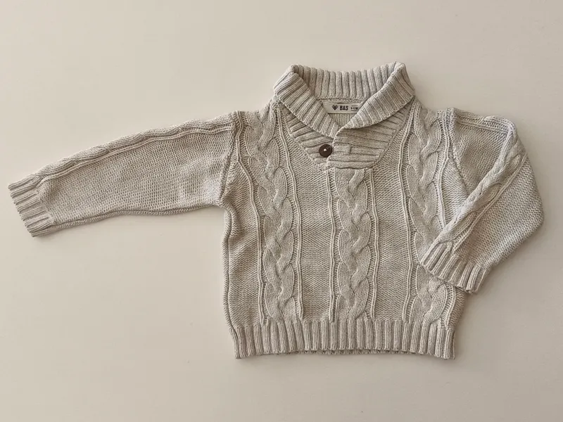 Sweater. bas.
