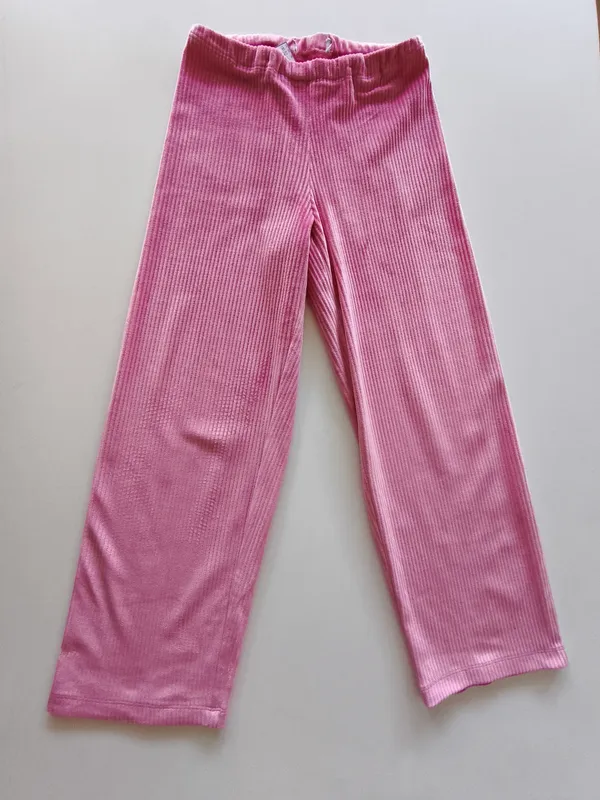 Pantalón. Talle 8. 