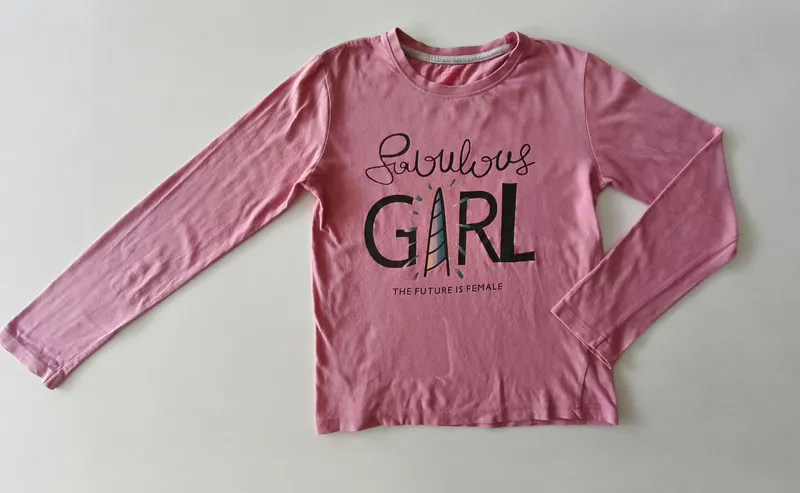 Remera manga larga. Talle 12.