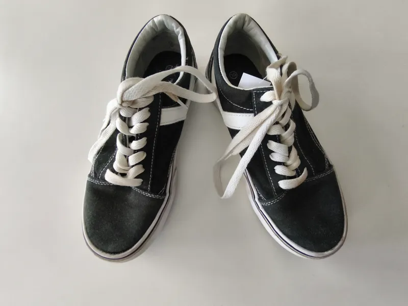 Championes. pony. Talle 35 Eur.