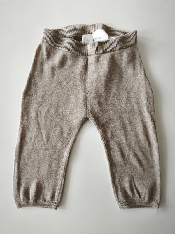Conjunto. h&m. Talle 6 - 9 meses.