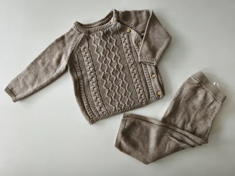 Conjunto. h&m. Talle 6 - 9 meses.