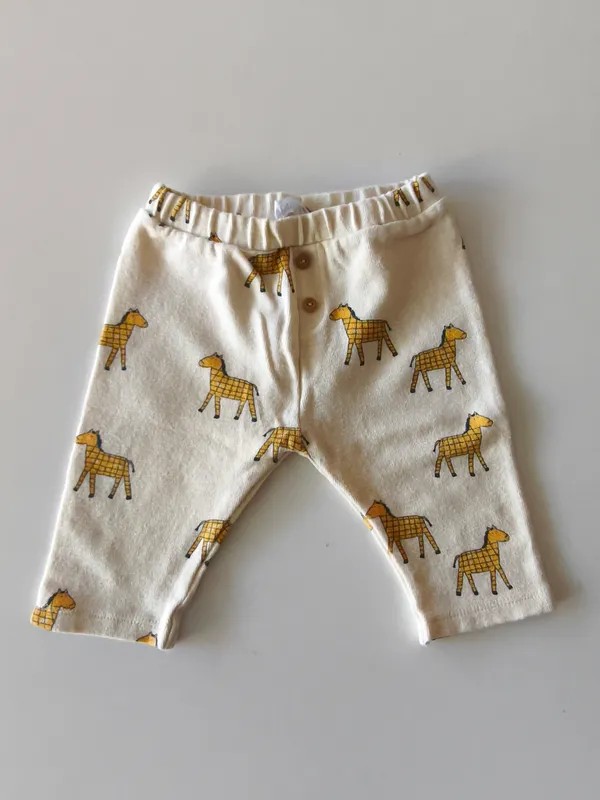 Conjunto. zara. Talle 1 - 3 meses.
