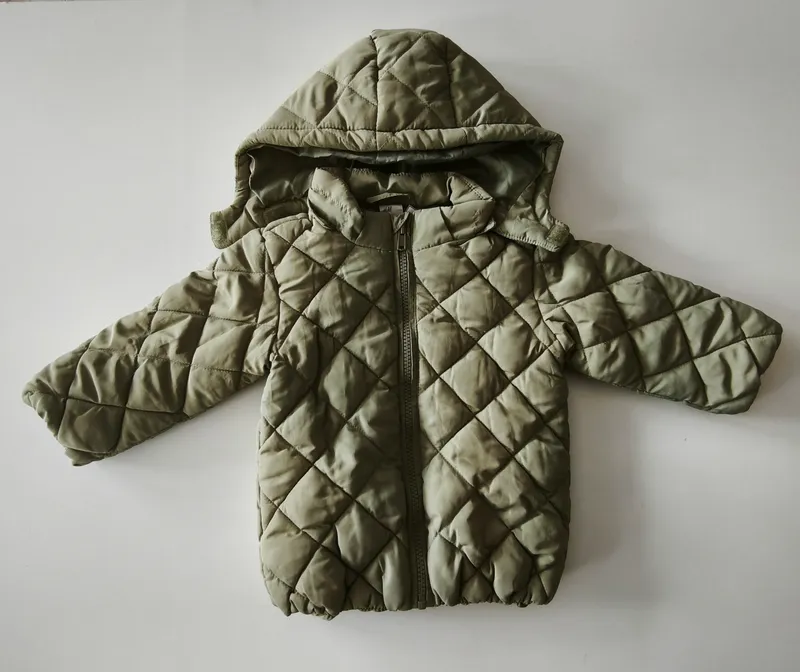Campera. h&m. Talle 9 - 12.