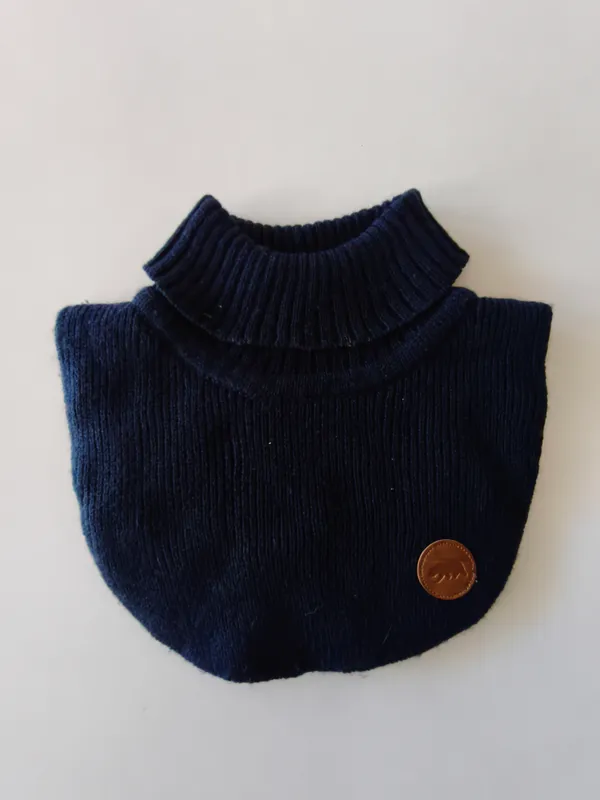 Cuello. h&m. Talle 2 - 7.