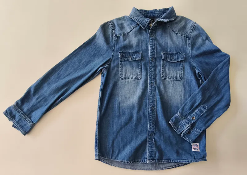 Camisa de jean manga larga. Talle 8 - 9. 