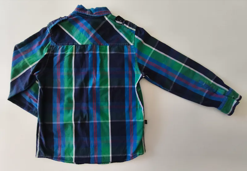 Camisa manga larga. sky blue. Talle 12. 