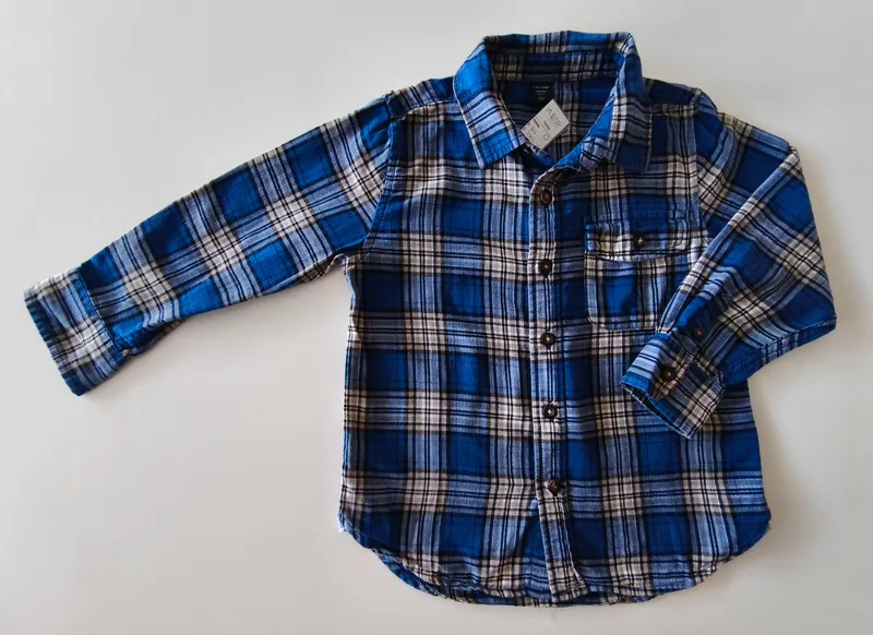 Camisa manga larga. gap. Talle 4. 
