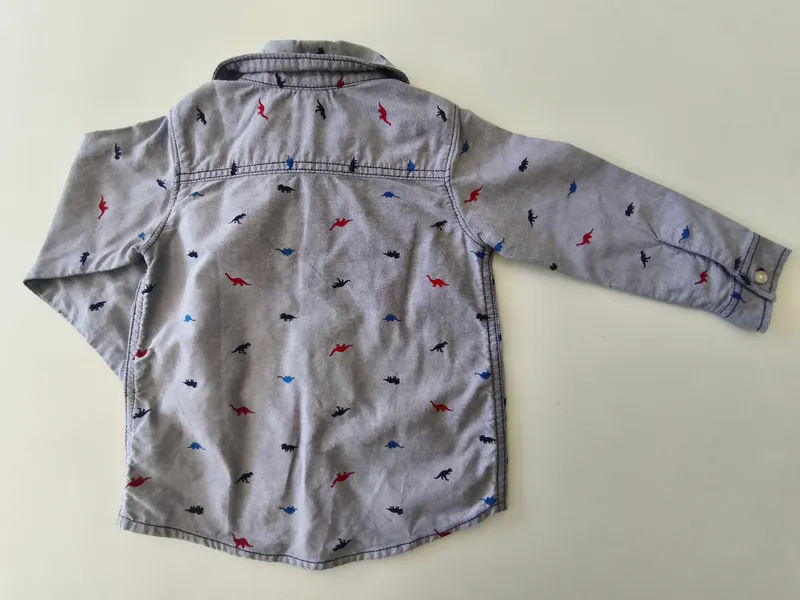 Camisa manga larga. carter's. Talle 2. 