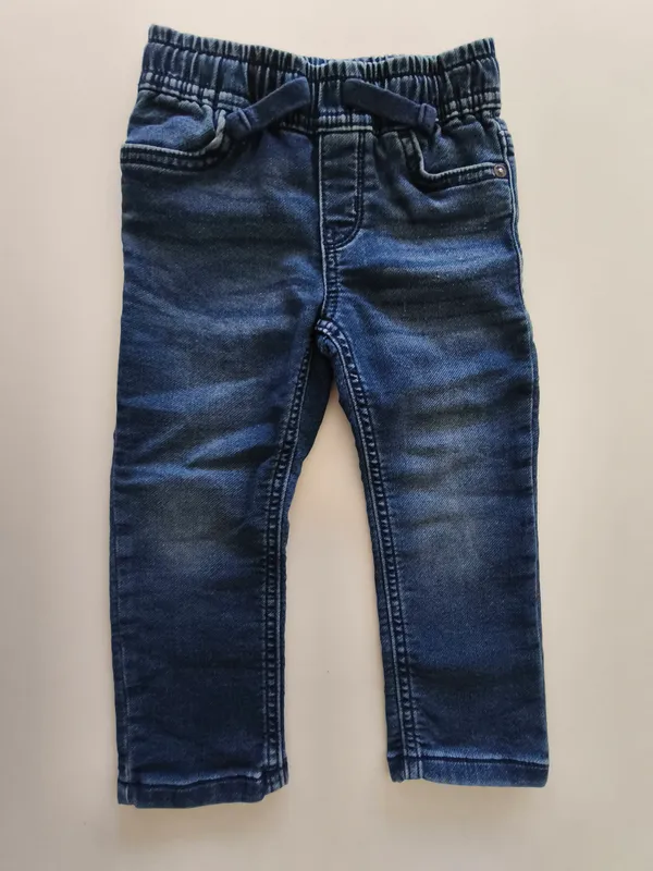 Jean. oshkosh. Talle 2. 