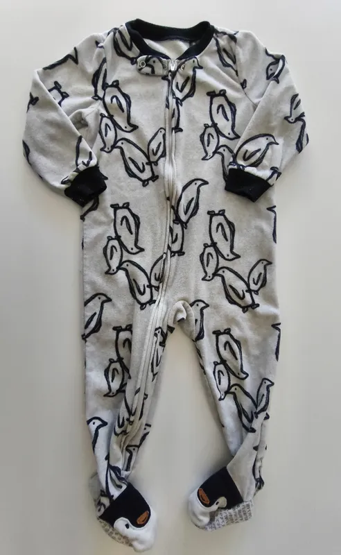 Pijama enterito. carter's. Talle 3. 