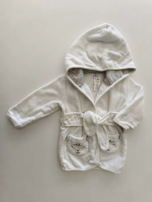 Salida de baño. carter's.  Talle 0 - 9 meses. 