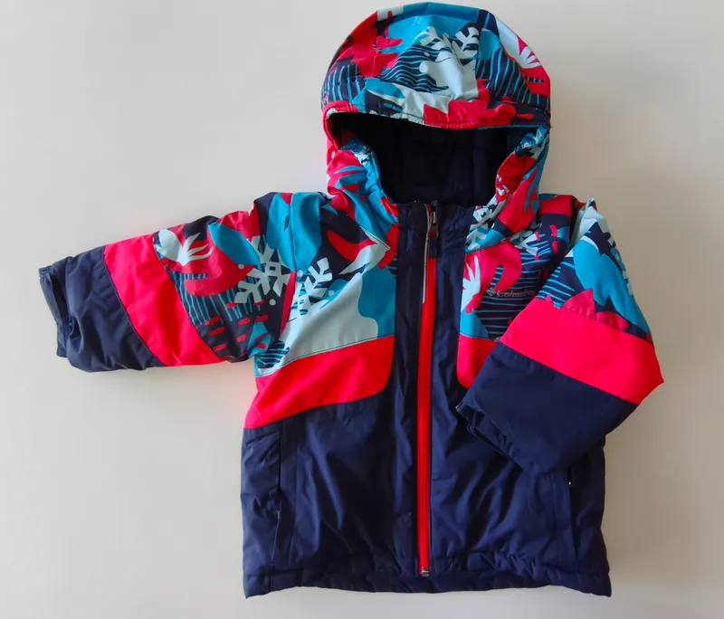 Campera. Columbia. Talle 3. 