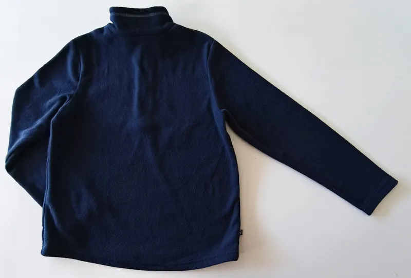 Buzo. quechua. Talle 10 - 11.
