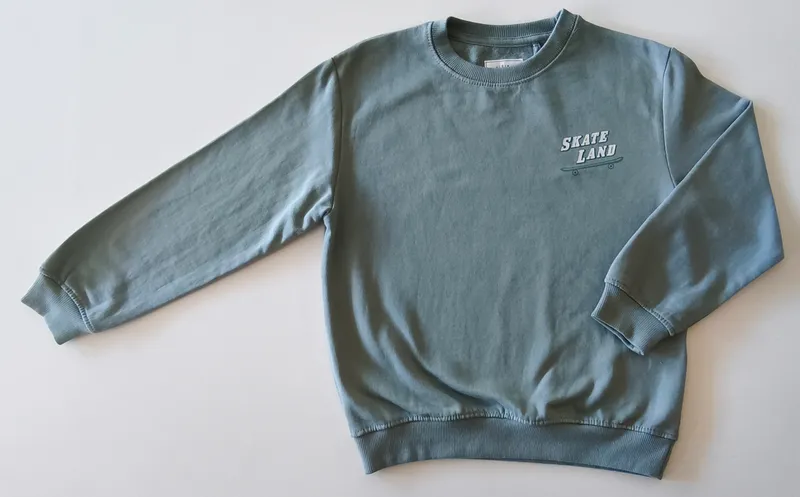 Buzo. unit kids. Talle 7 - 8.