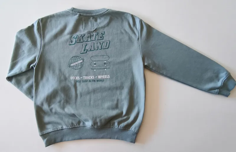 Buzo. unit kids. Talle 7 - 8.