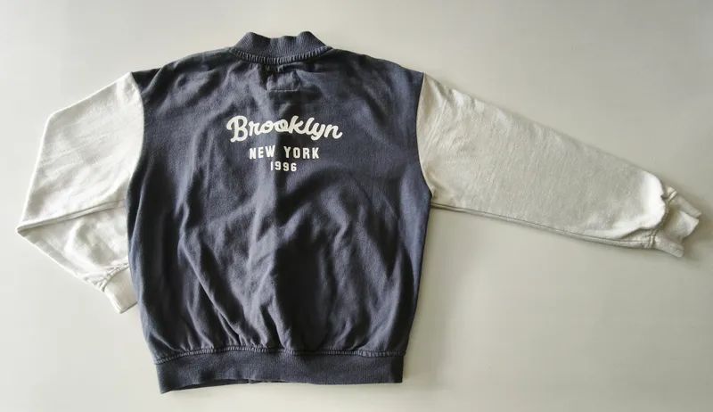 Campera. unit kids. Talle 7 - 8.