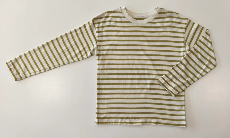 Remera manga larga. h&m. Talle 6 - 8.