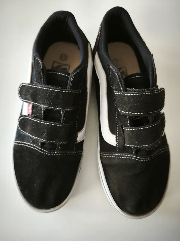 Championes. vans. Talle 33.