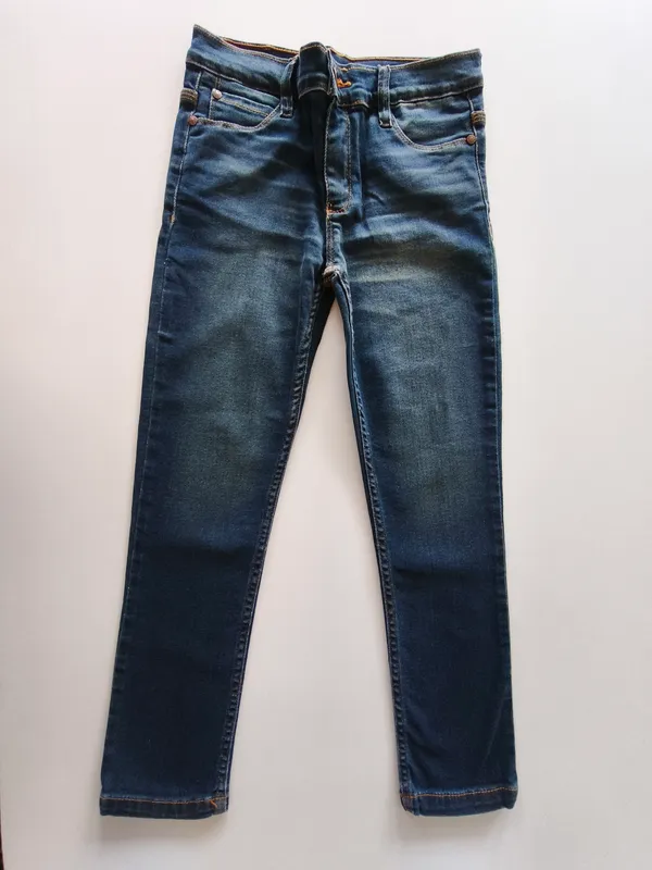 Jean. vostok kids. talle 10.