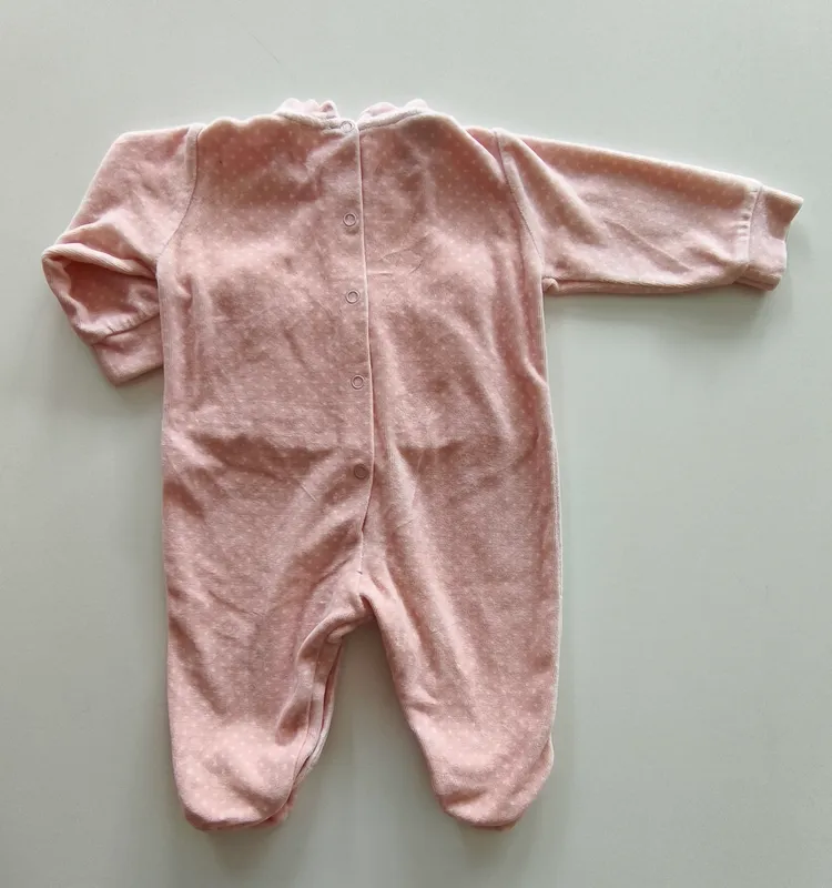 Pijama enterito. rosebud. talle 3 - 6 meses.