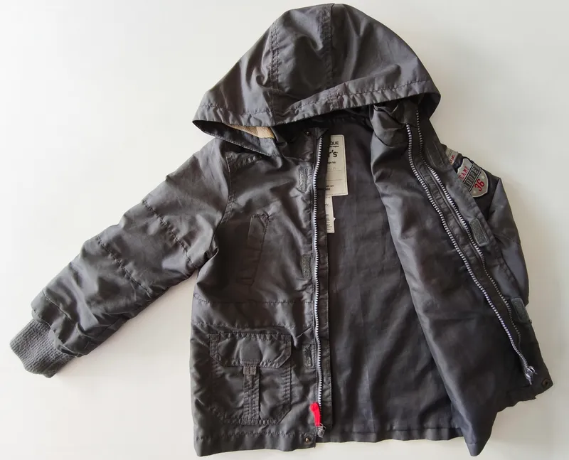Campera. carter's. talle 4.