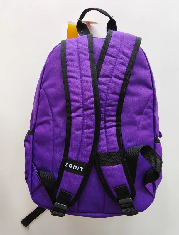 Mochila zenit. nueva con etiqueta.