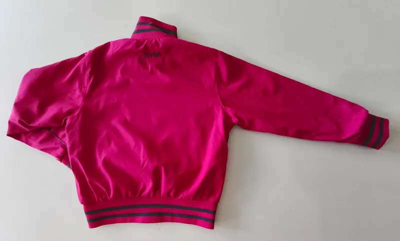Campera deportiva. i-run. talle 7 - 8.