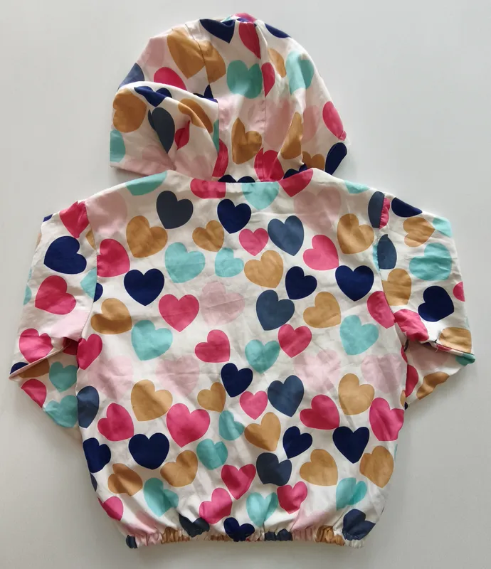 Campera. chamanes. talle 5 - 6.