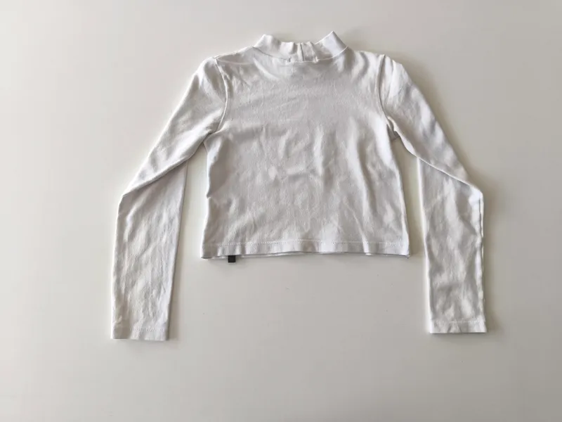 Polera básica. lilimoon. talle: 10.