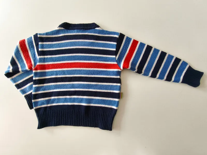 Sweater. chs. talle 4.