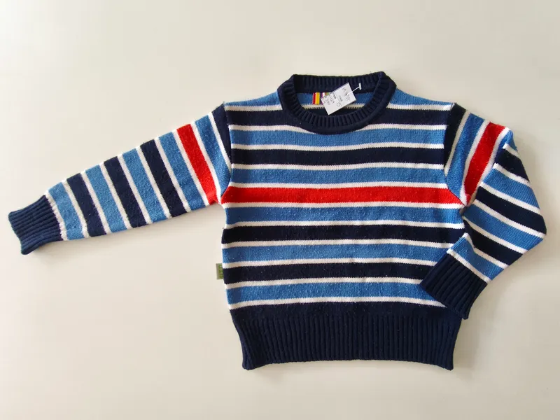 Sweater. chs. talle 4.