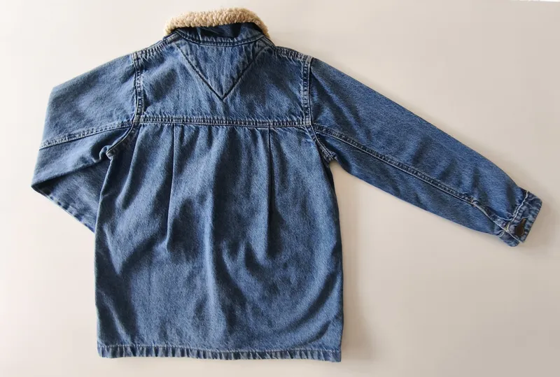 Campera. sky blue. talle 10.