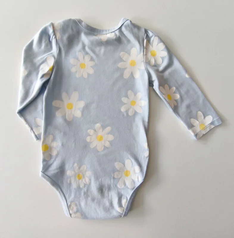 Body manga larga. teddy boom. talle 6 - 9 meses.