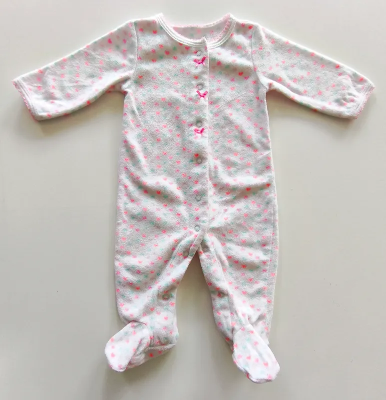 Pijama enterito. carter's. talle 3 meses.