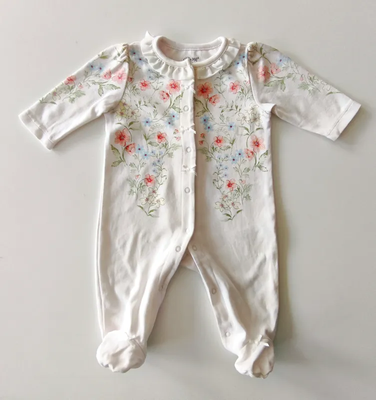 Enterito. little me. talle 3 meses.