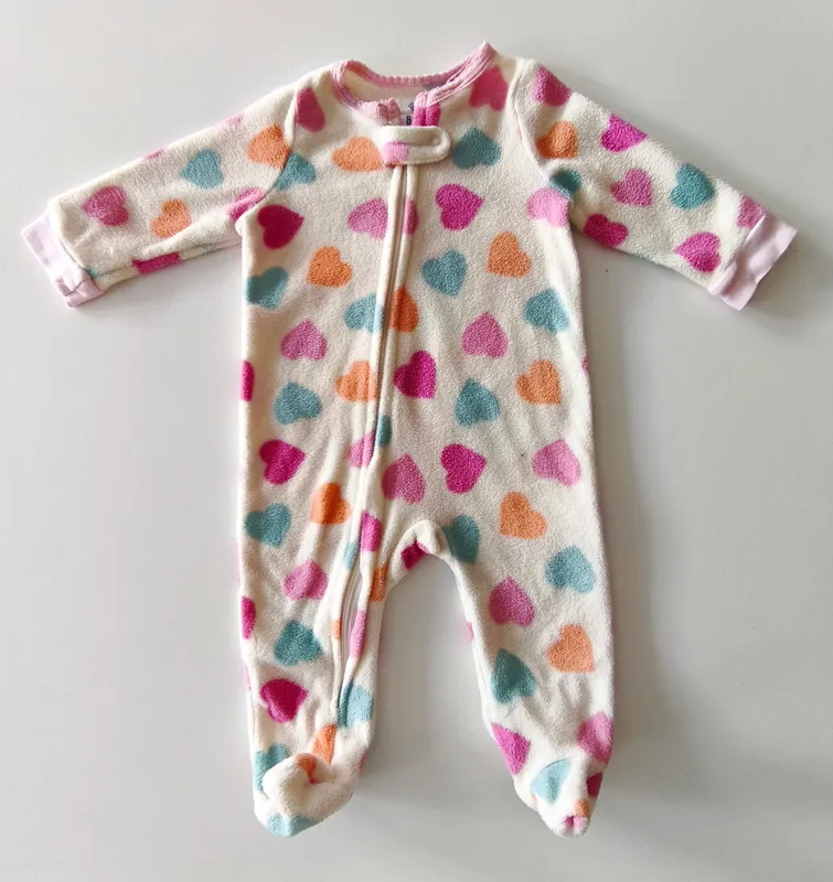 Pijama enterito. bas. talle r.n.