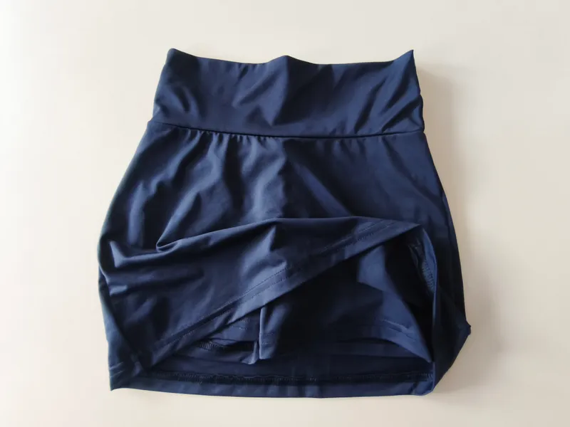 Short pollera. run - fit. talle 8 - 10.