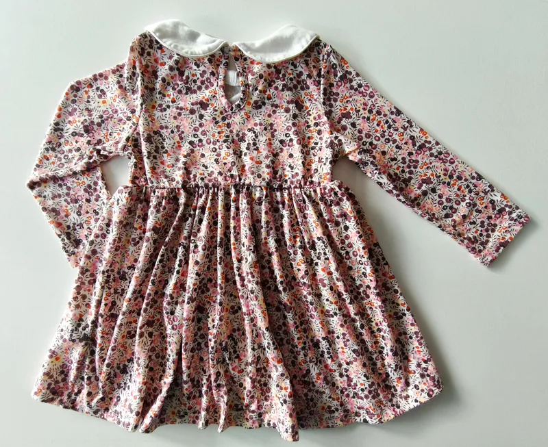 Vestido manga larga. talle 2 - 3.