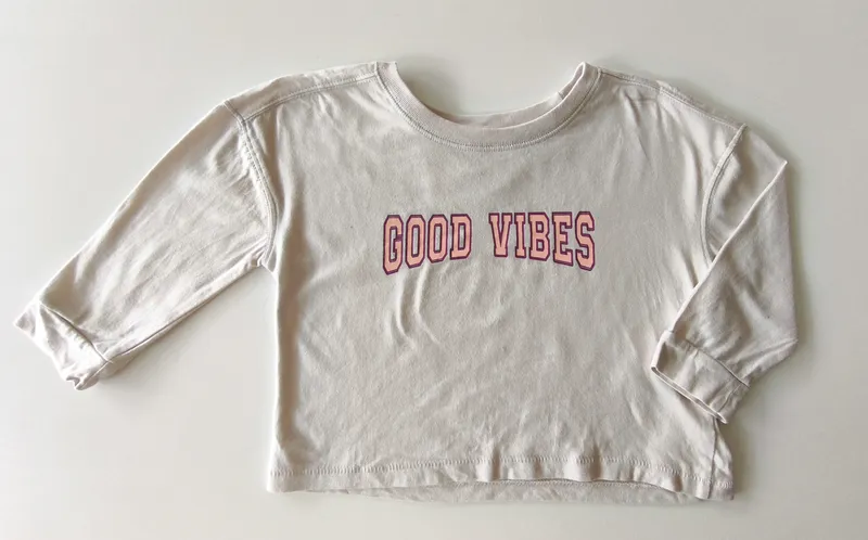 Remera manga larga. bas. talle 4.