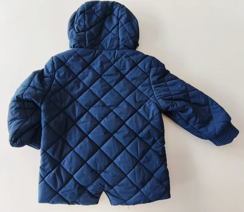 Campera. motor oil. talle 2.