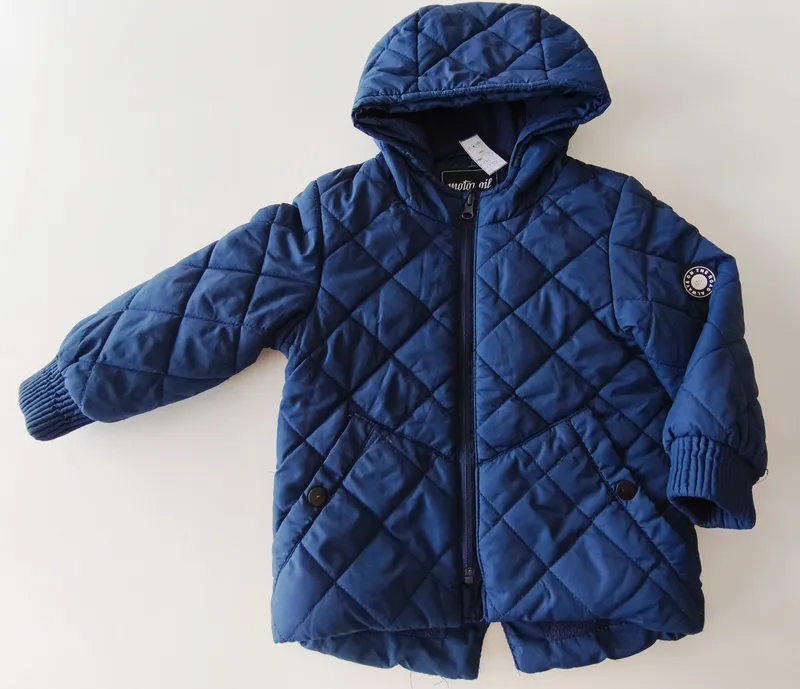 Campera. motor oil. talle 2.