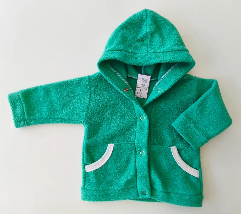 Campera. talle 0 - 3 meses.