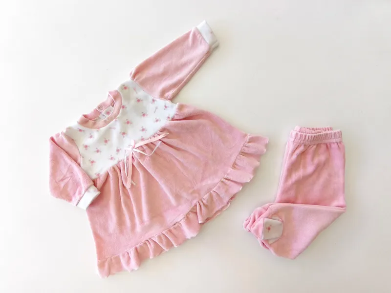 Conjunto. lucerito. talle 3 - 6 meses.