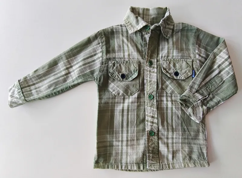 Camisa manga larga. cirilo. talle 3.